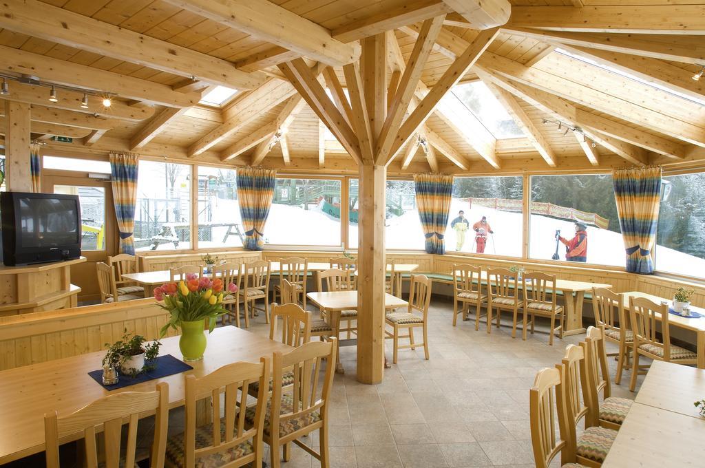 Familienhotel Moos-Alm Lienz Esterno foto