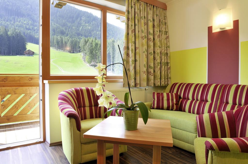 Familienhotel Moos-Alm Lienz Esterno foto