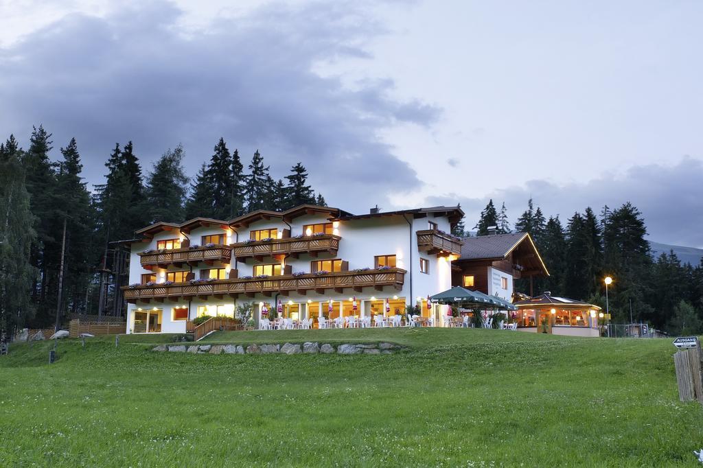 Familienhotel Moos-Alm Lienz Esterno foto
